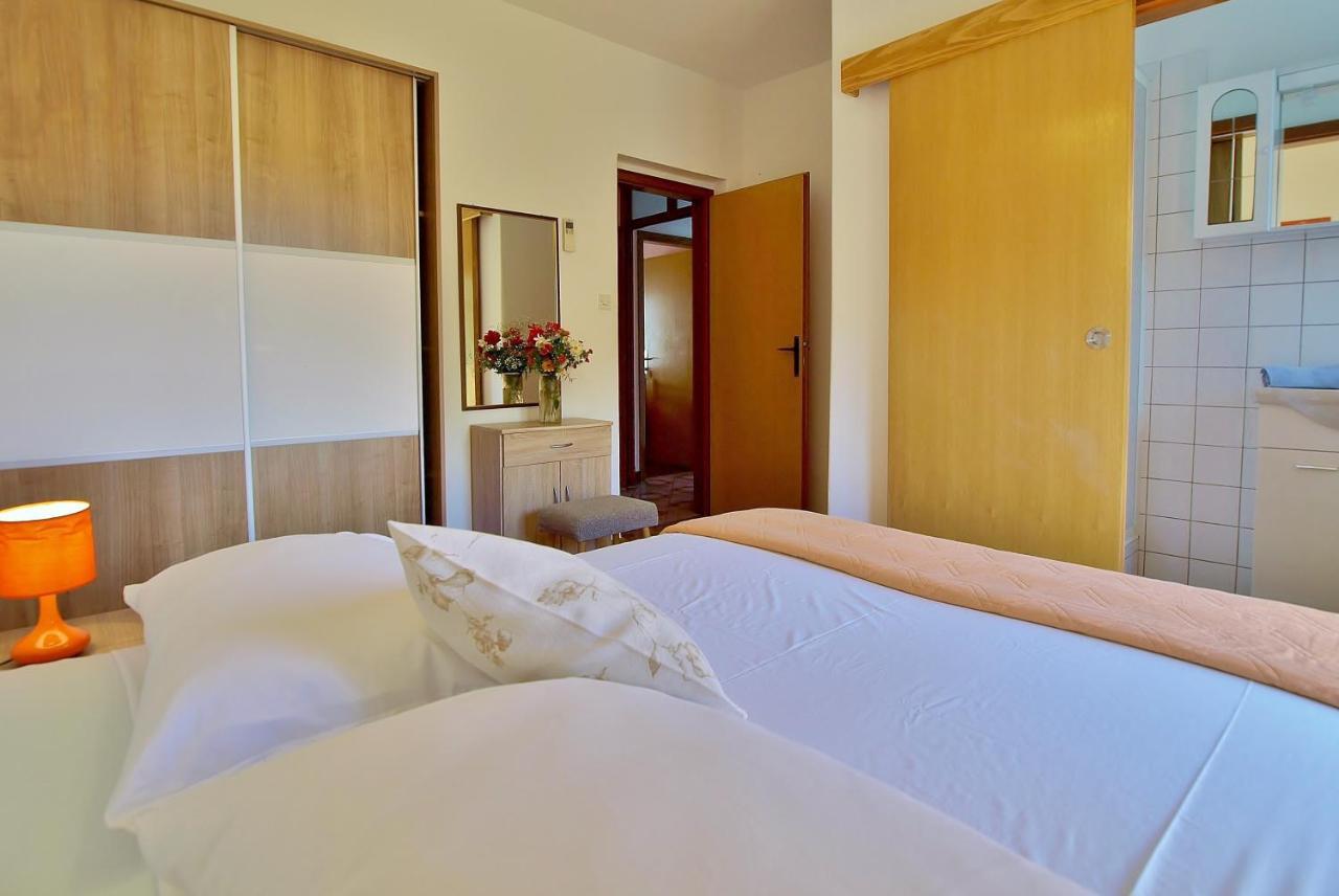 Jaska Anica Apartments Супетарска-Драга Экстерьер фото