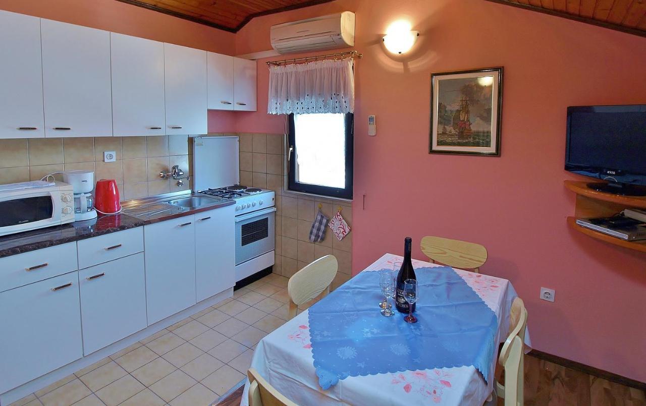 Jaska Anica Apartments Супетарска-Драга Экстерьер фото